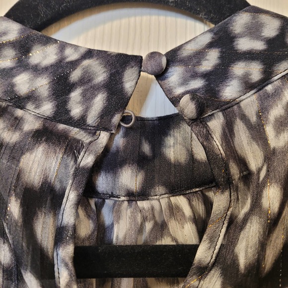 Worthington sheer flowy animal print long sleeve blouse size M - Picture 4 of 8